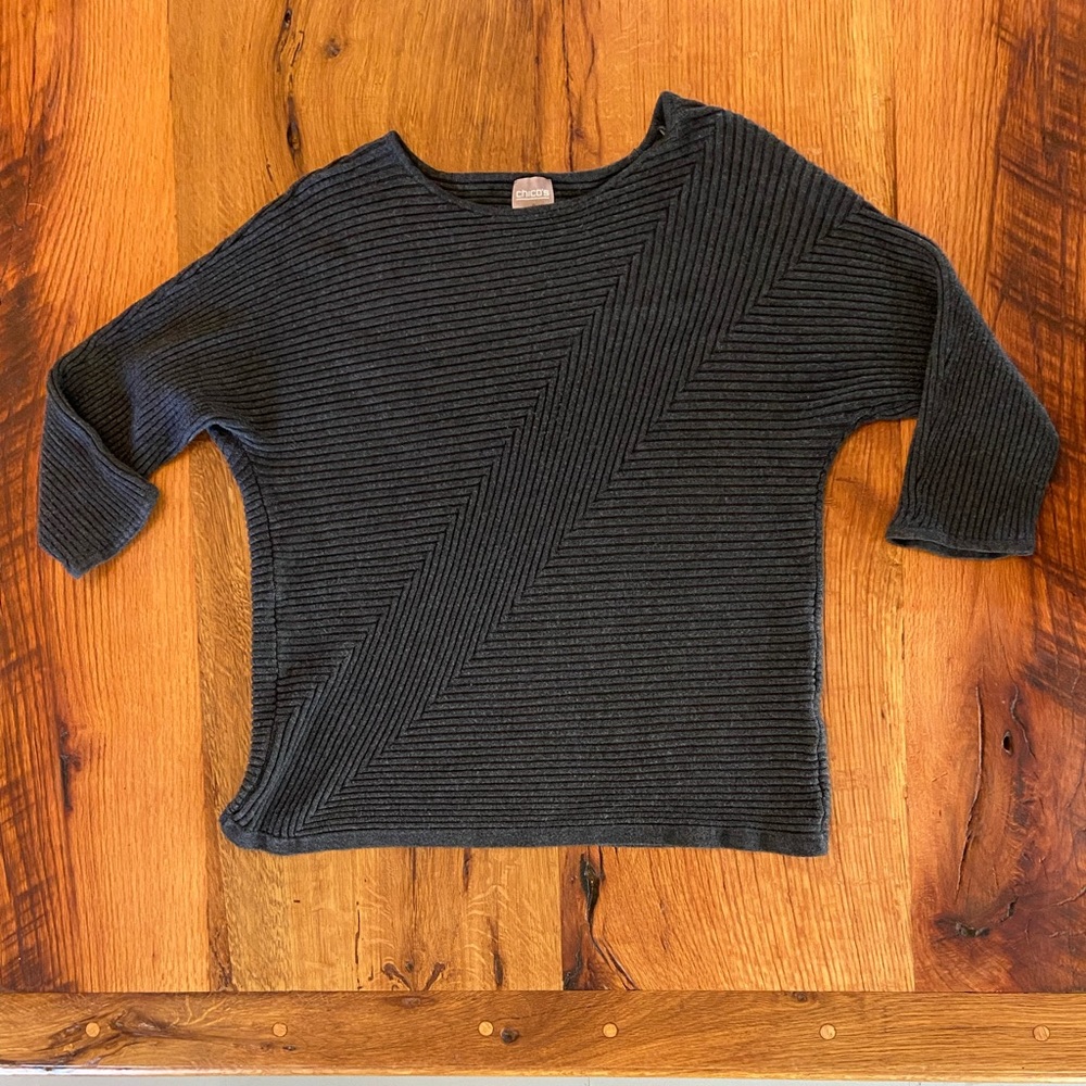 Chico’s Classic Super Soft and Cozy Gray Sweater with Fun Ribbed Pattern, Sz Lrg